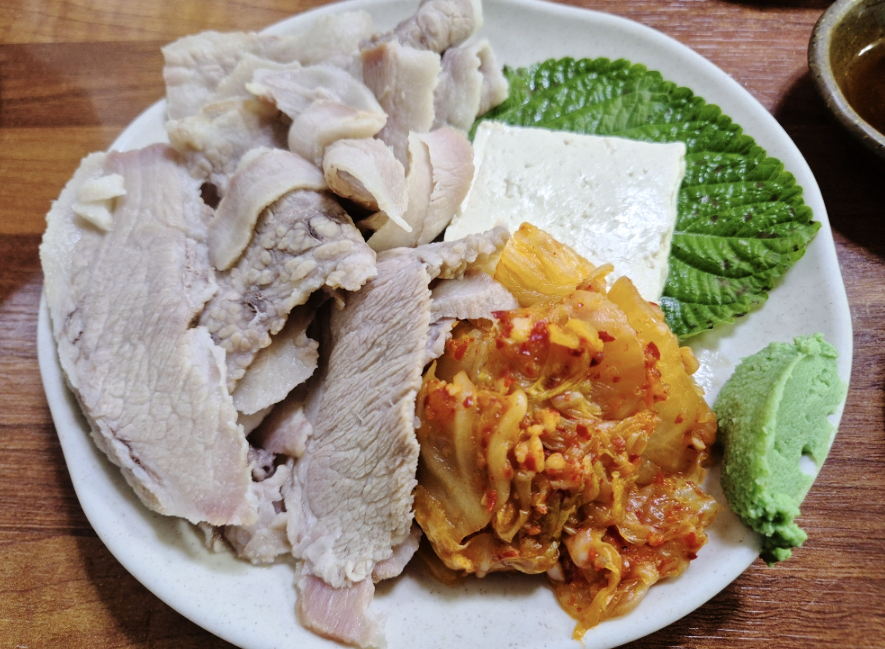 영진돼지국밥 representative image